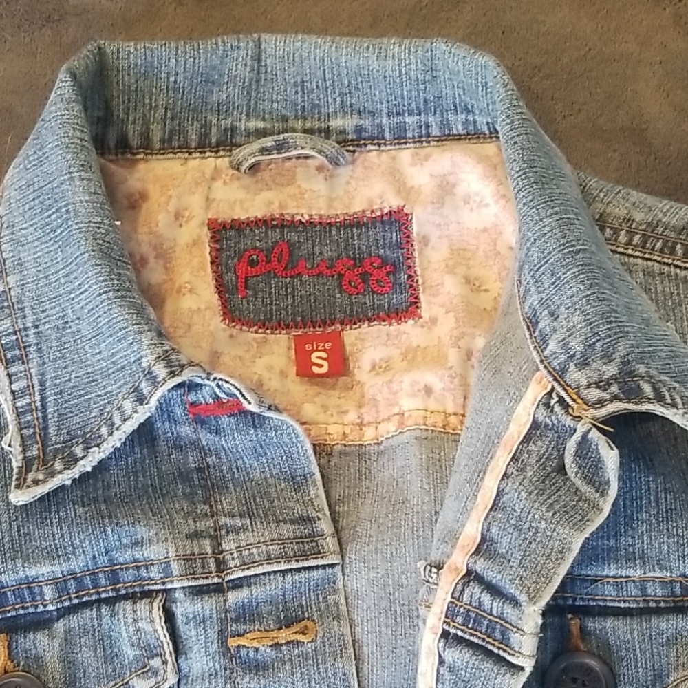 Jean jacket - Picture 2 of 3